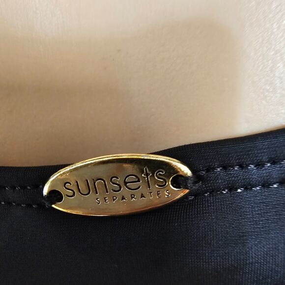SUNSETS Swimsuit One Piece Size Small BLack - Picture 3 of 5